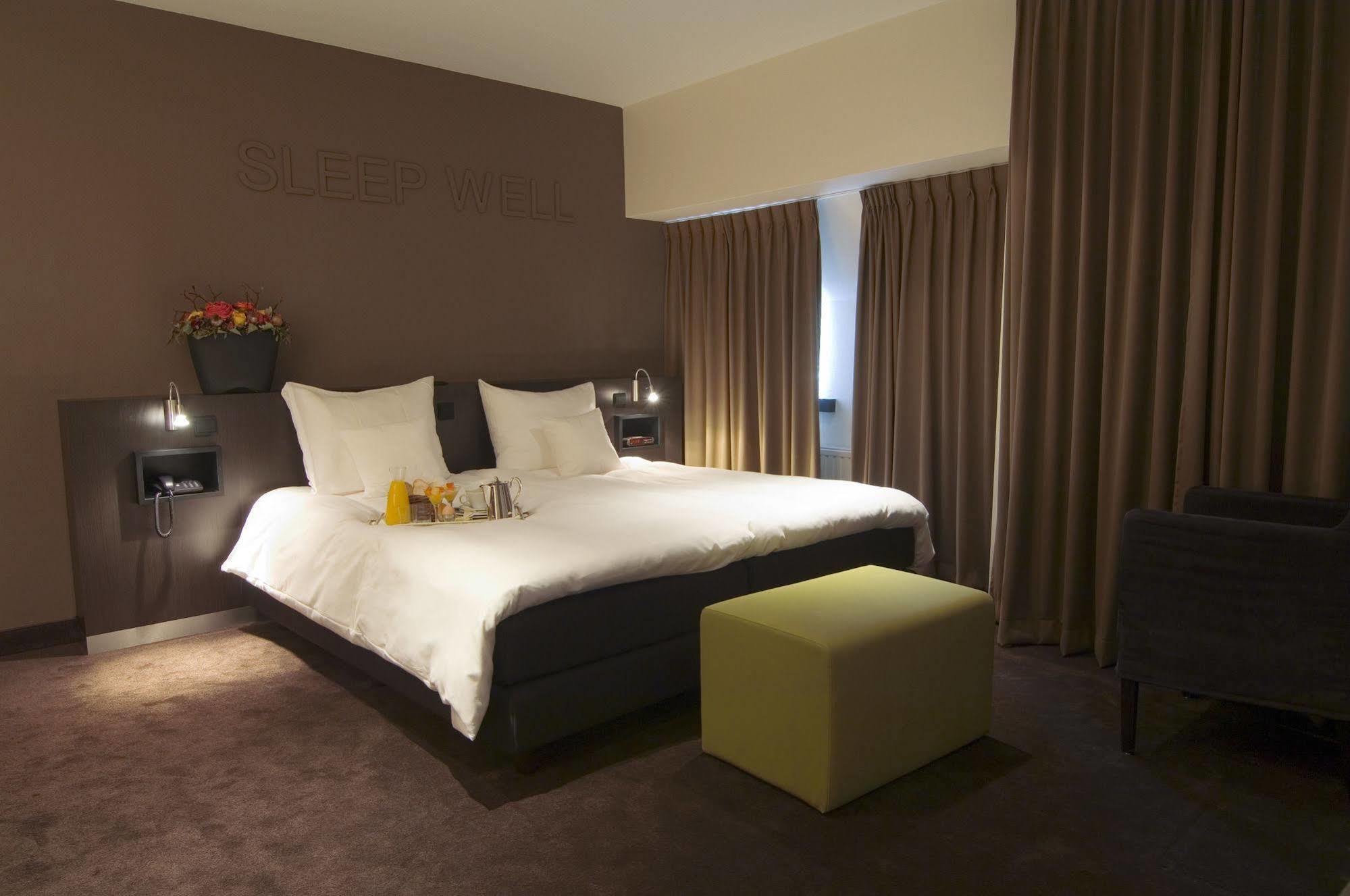 Hotel Central Розендал Экстерьер фото